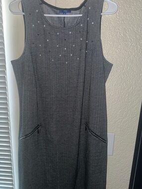 Apt. 9 Gray, White, Black print Sleeveless Dress with Embellished Neckline